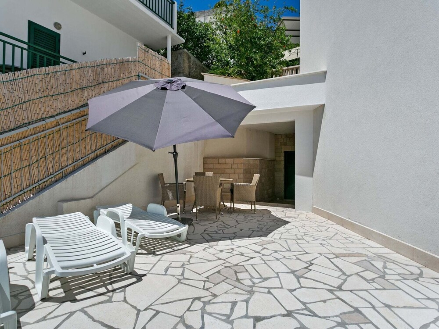 Pretty Apartment in Drvenik With Terrace