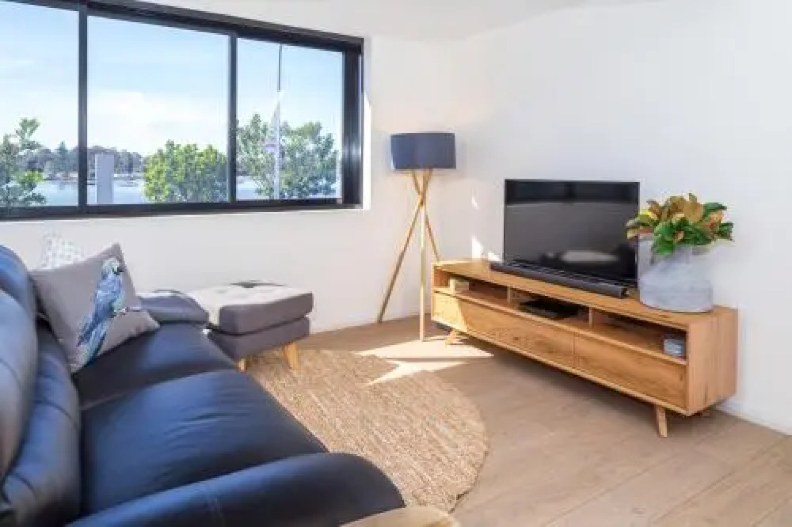 Bridge View Apartments