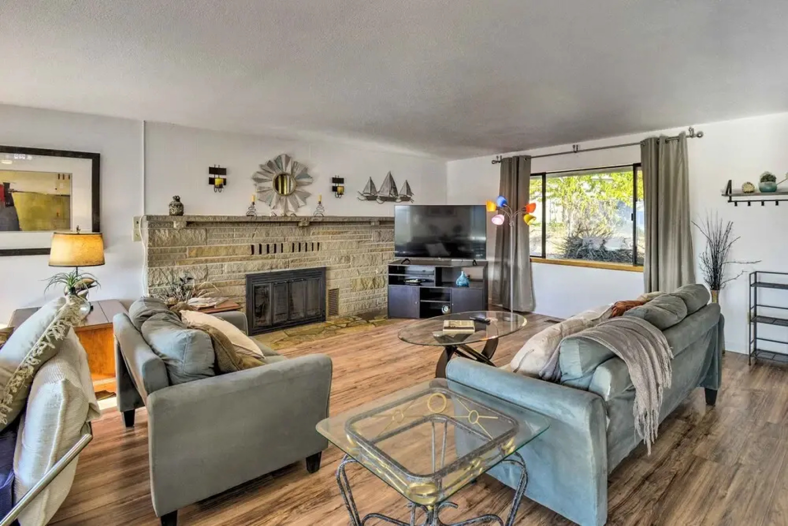 Relaxing Poulsbo Duplex w/ Liberty Bay Views!