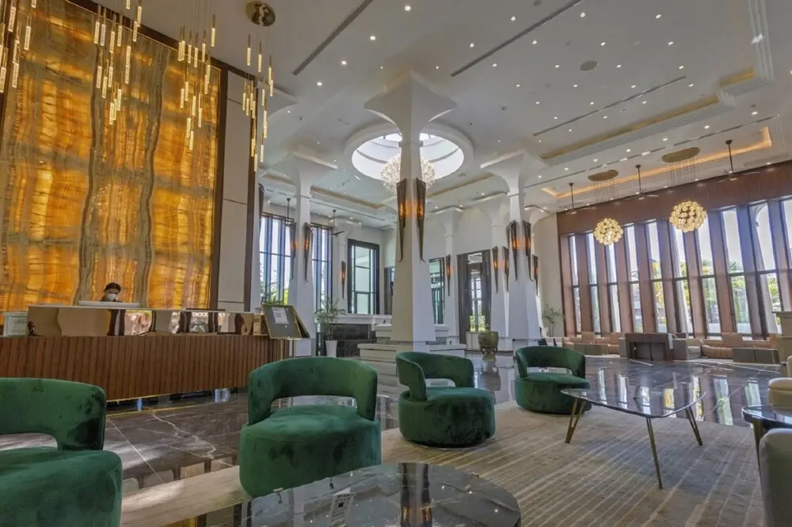 Castle Bayview Resort & Spa