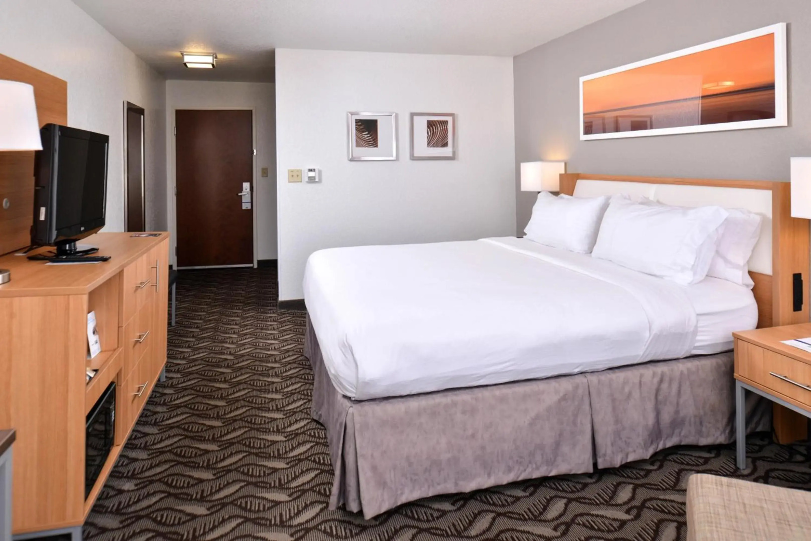 Holiday Inn Express & Suites Lonoke by IHG