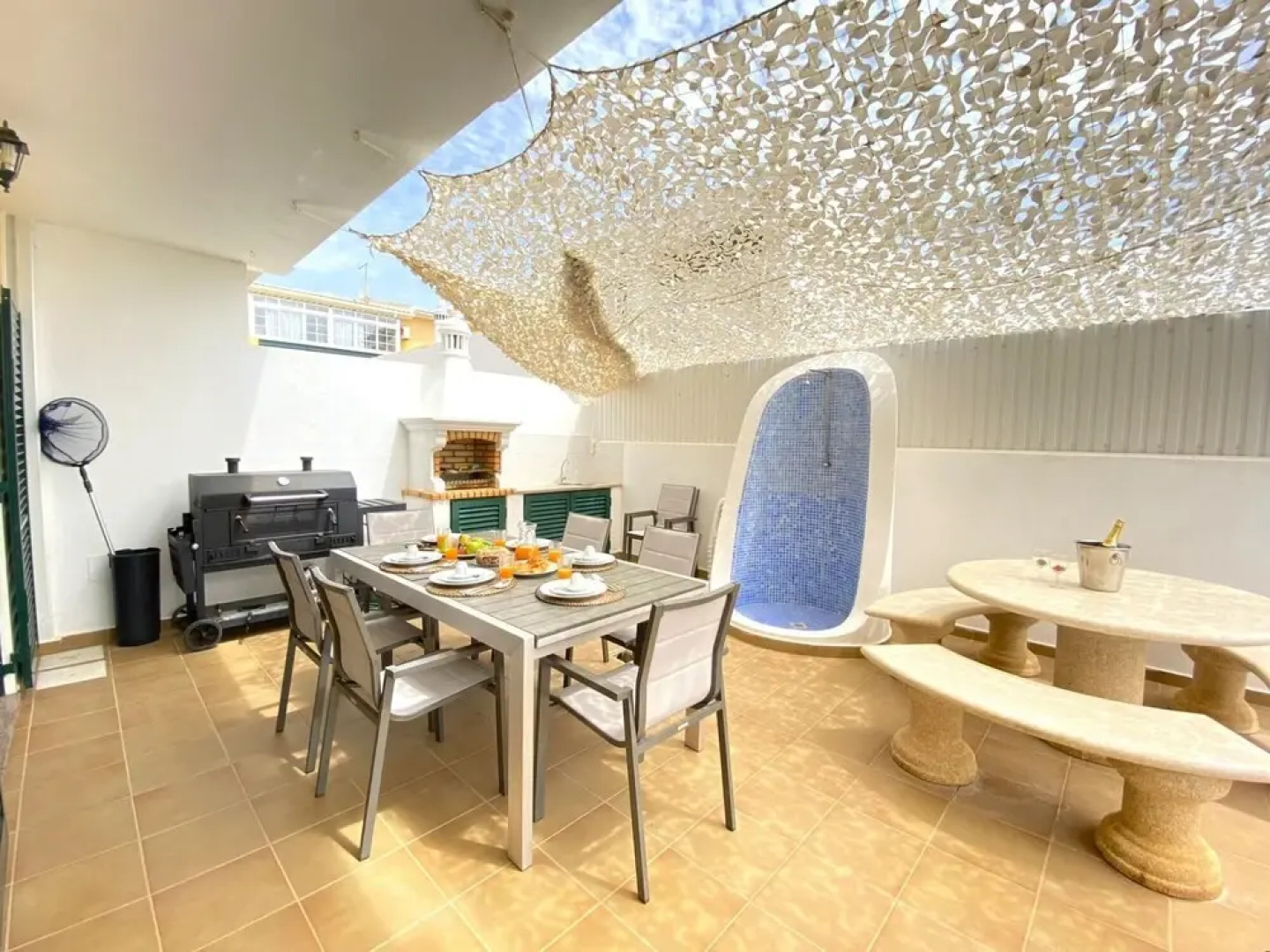 P RA Amazing Villa With Pool by Homing