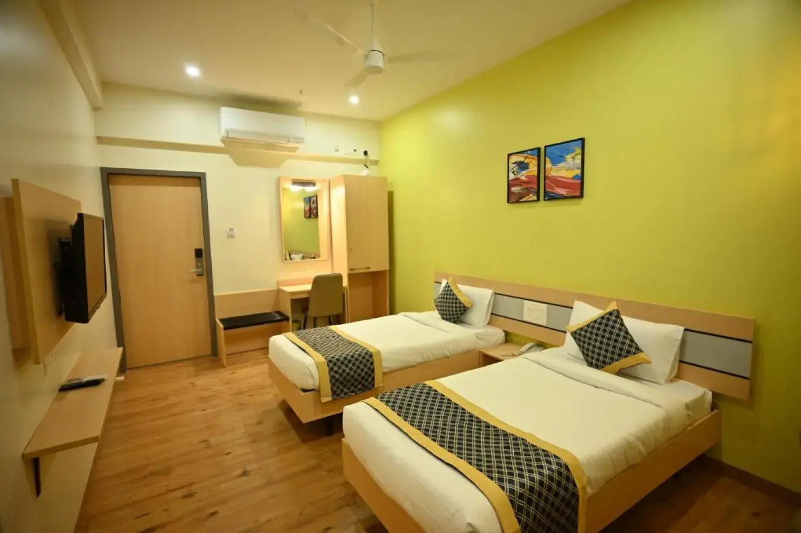 Hotel City Centre Latur