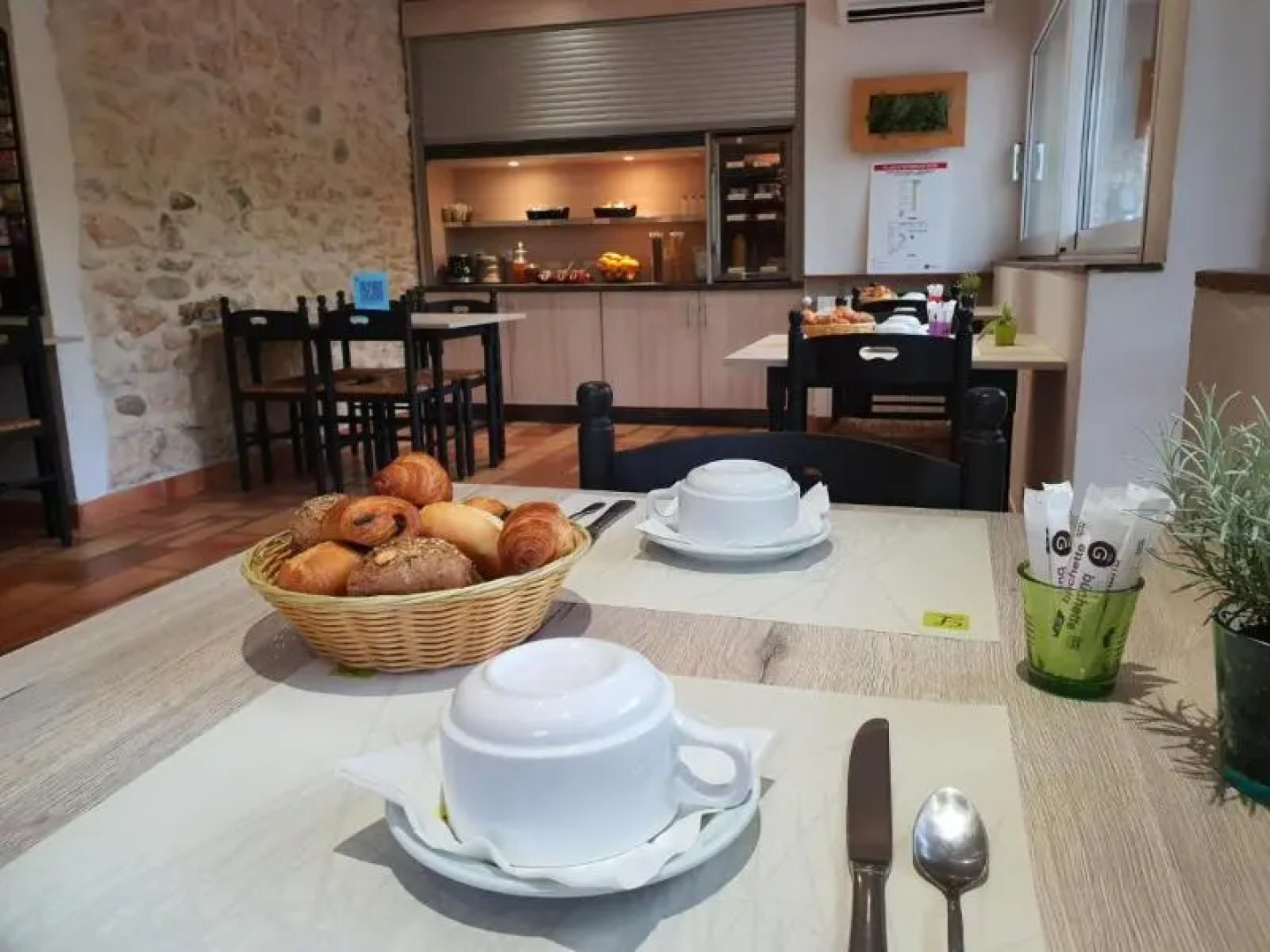 Logis Hotel L'Escarbille