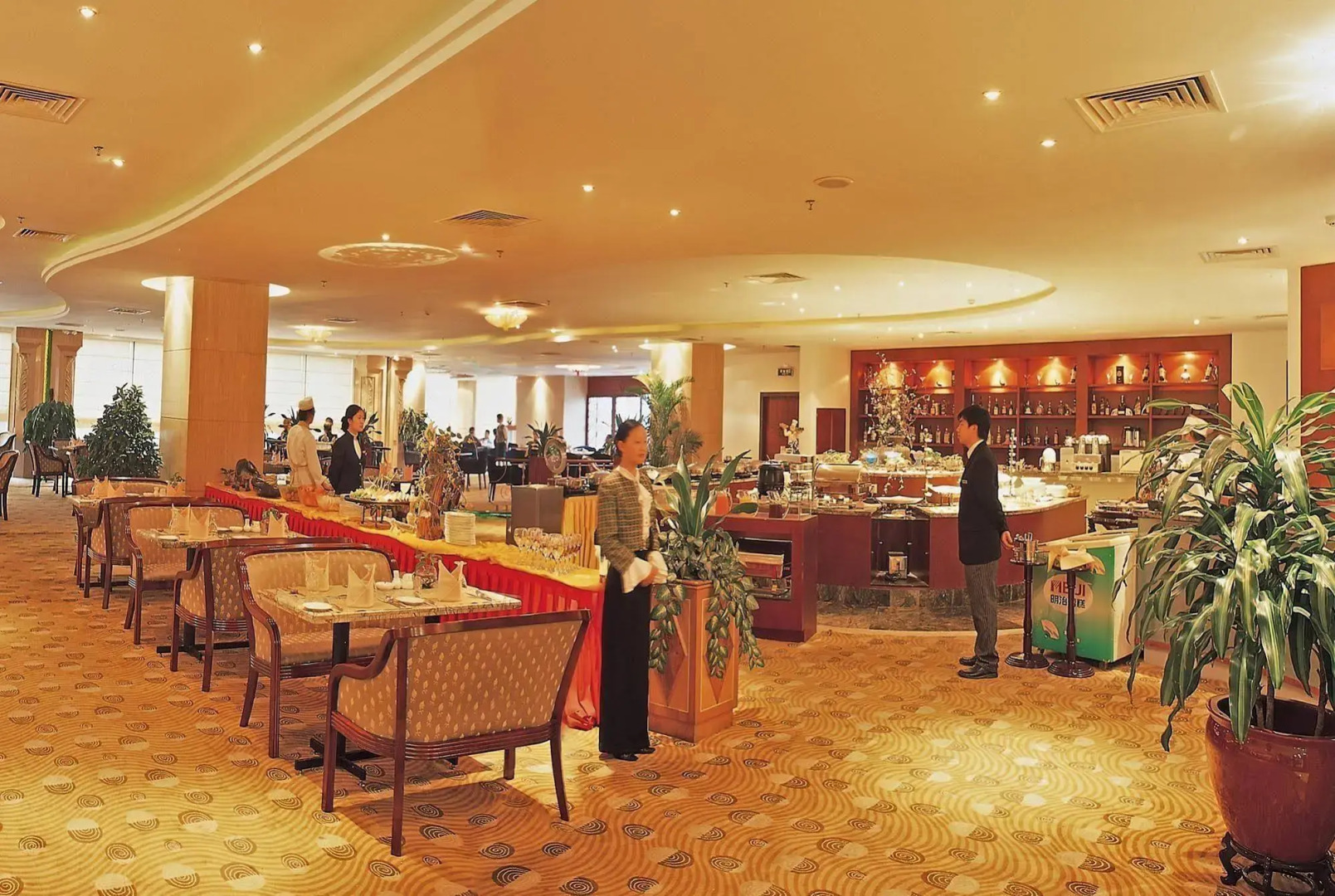 Jiang Men Palace International Hotel