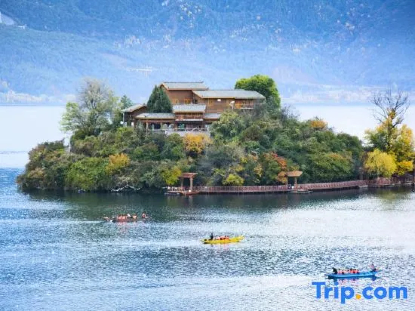 Yiwan Huqi Homestay in Lugu Lake