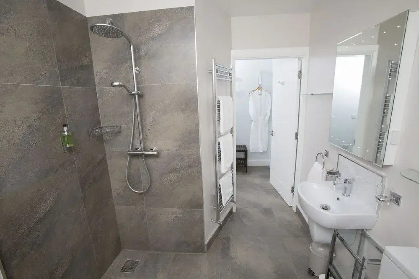 Water's Edge Glenarm