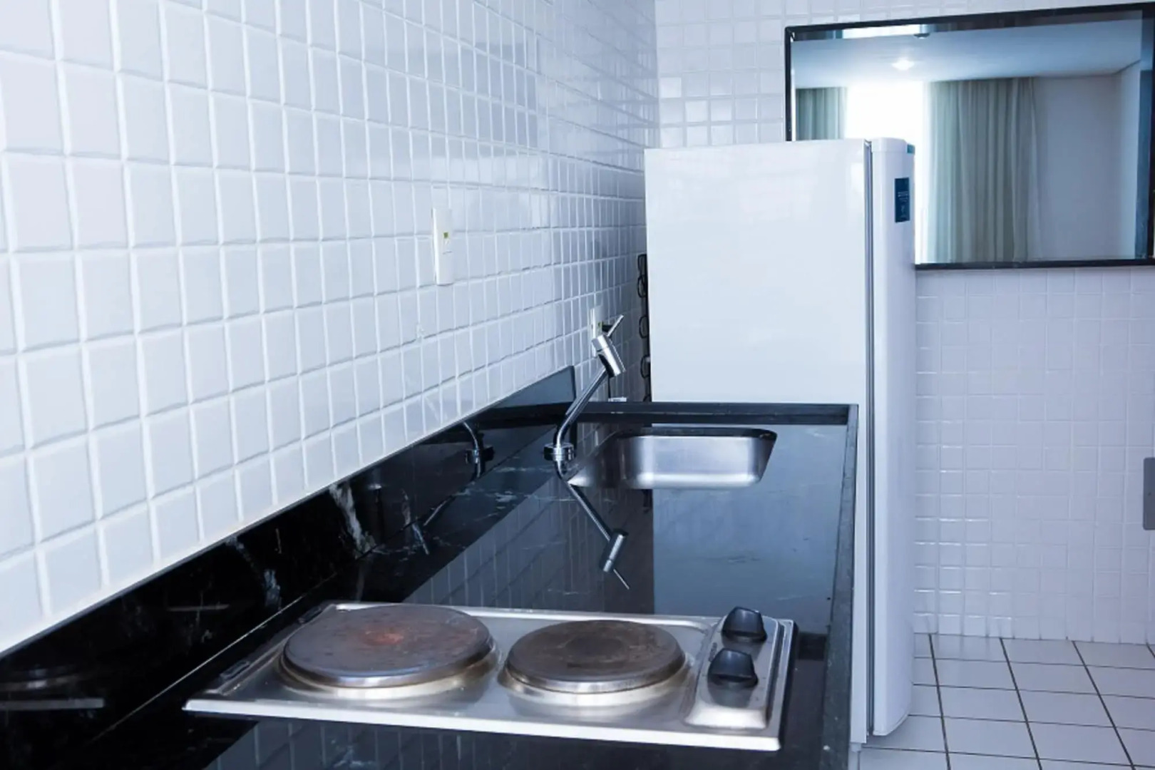 Victory Suites Hotel