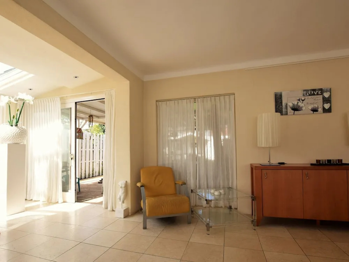 Holdiay Home in Den Helder with private terrace and garden