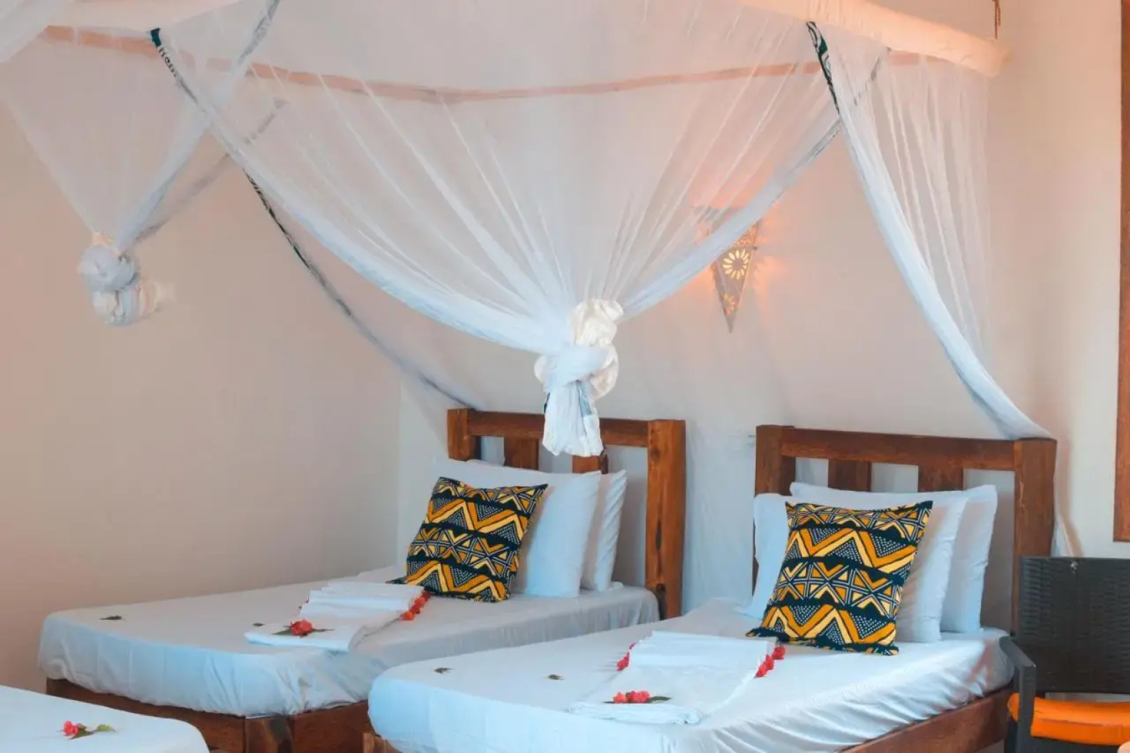Twiga Beach Bungalows