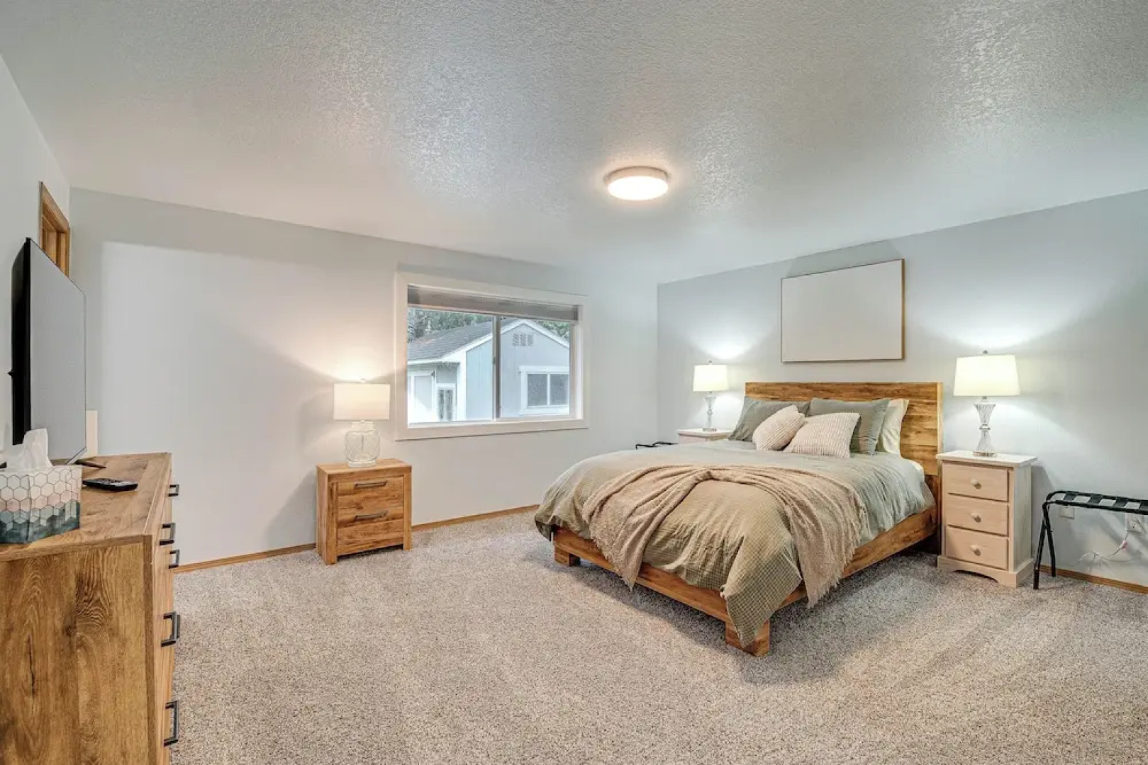 'the Crab Shack' Westport Home Half-mi to Beach!