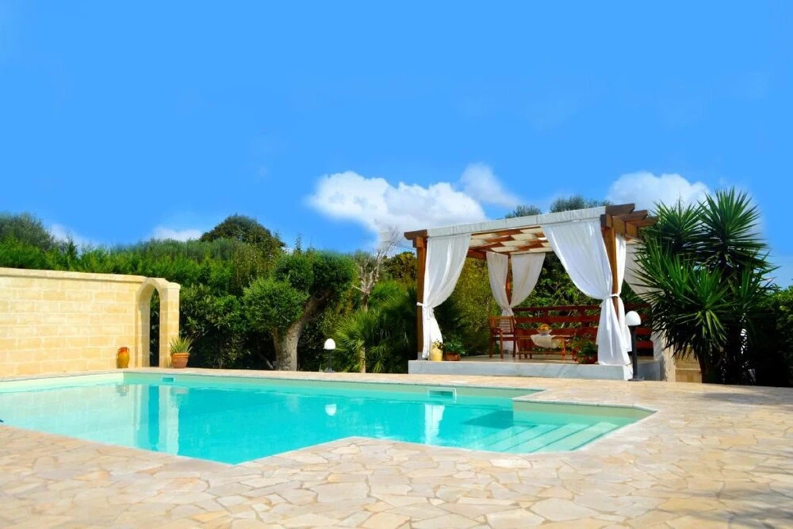Villa With 3 Bedrooms in San Vito dei Normanni, With Private Pool, Fur