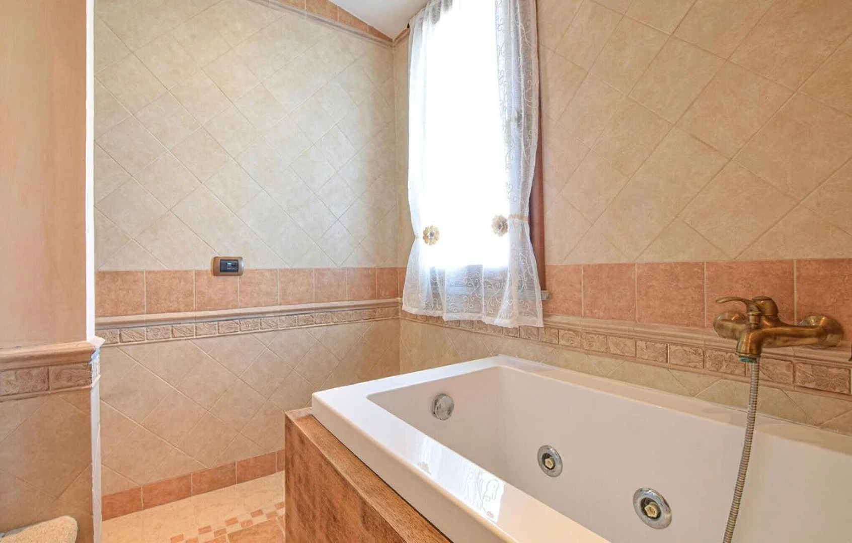 Amazing Home in Saline Ioniche With 4 Bedrooms, Wifi and Private Swimming Pool