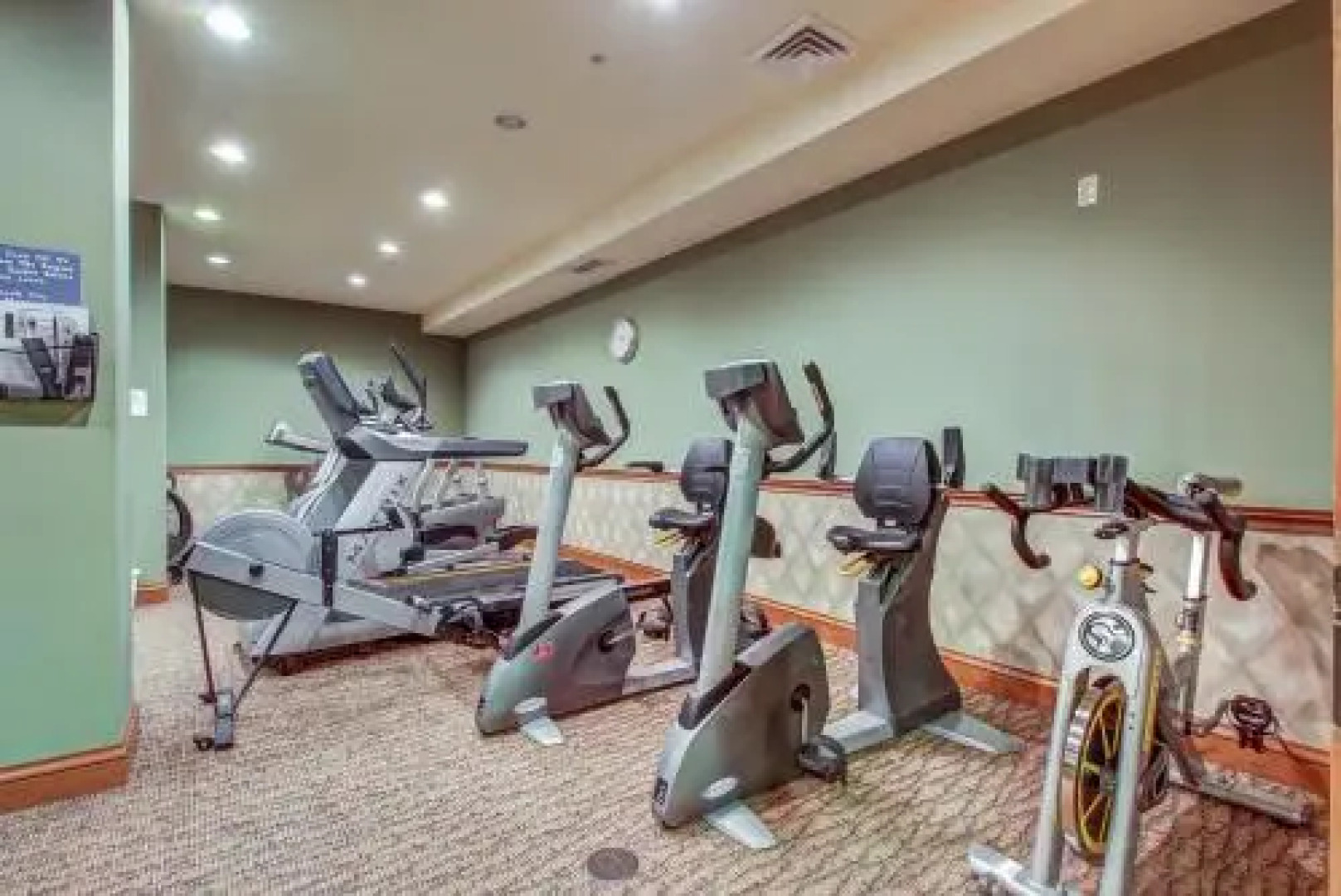 Eagle Springs East 201: Horsetail Suite