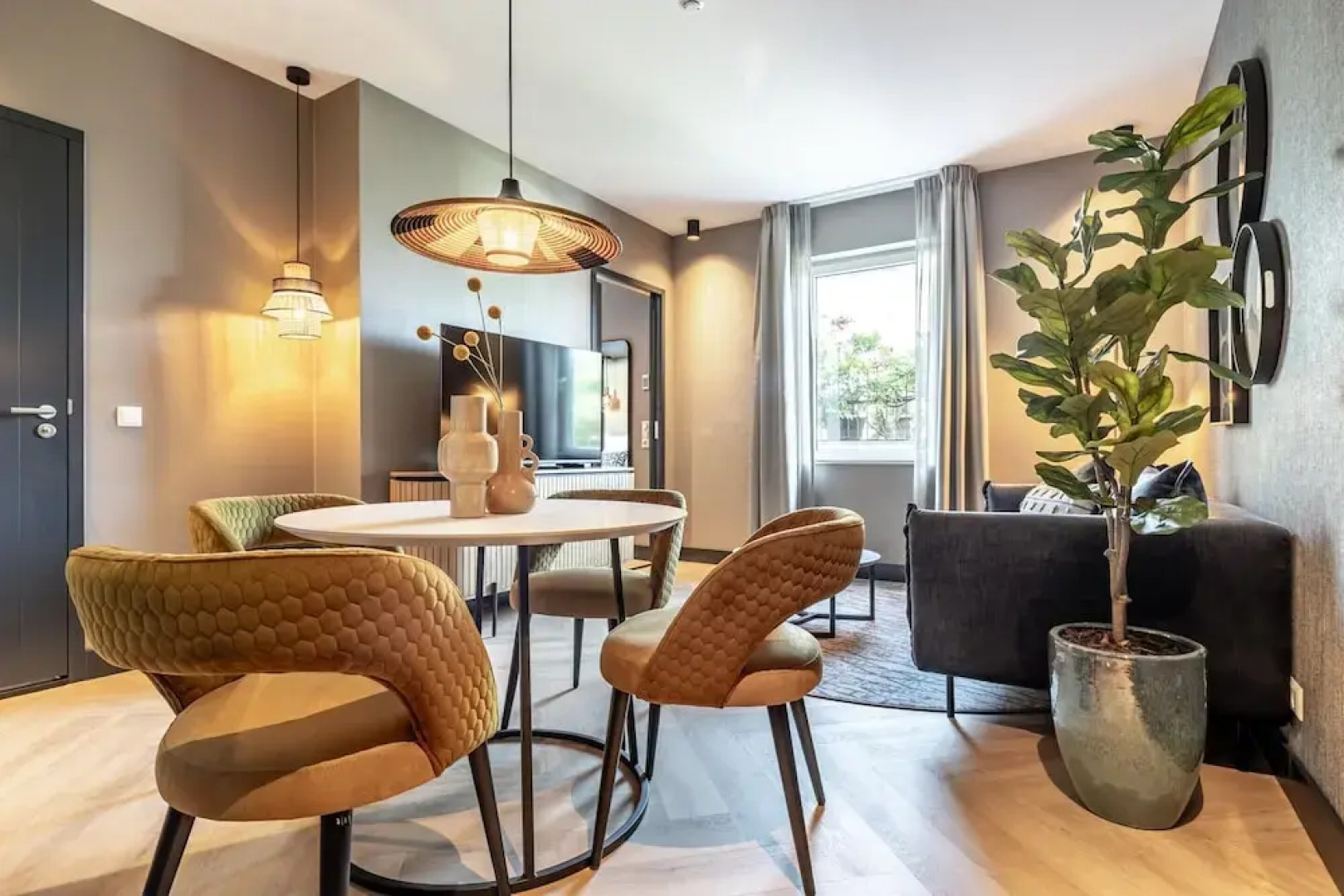 Stylish 2-bedroom Apartment in Delft