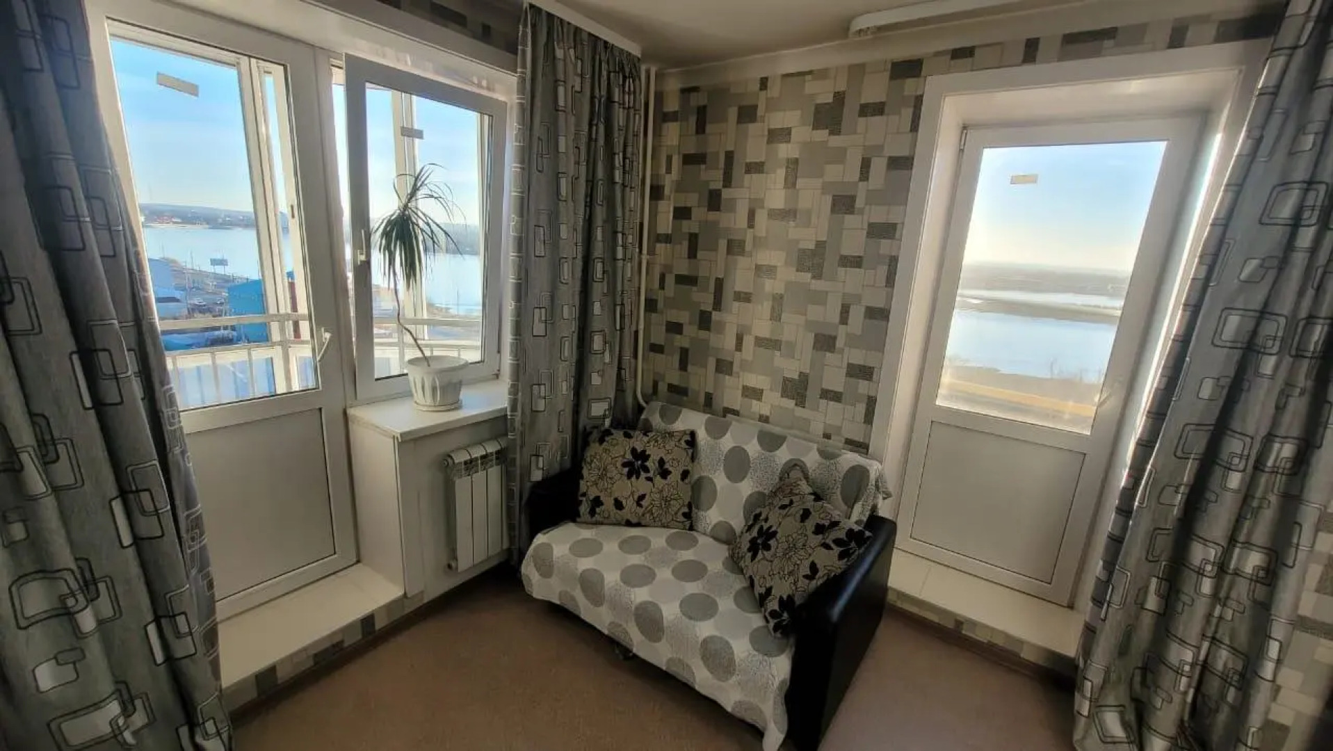 Апартаменты на улице Сурнова 30/6