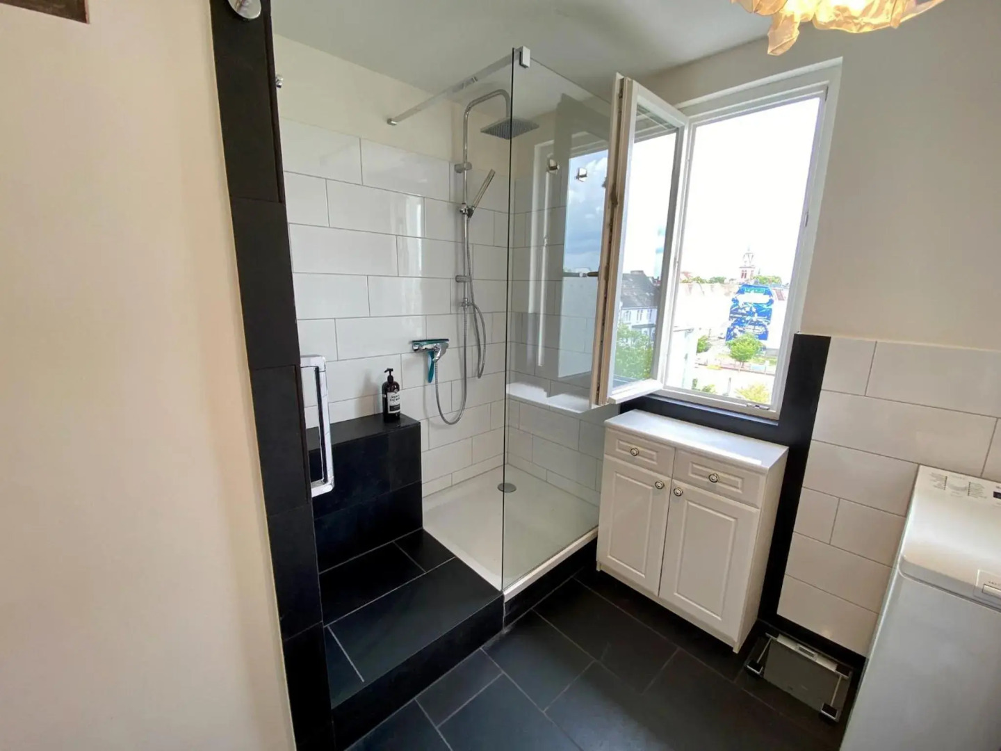 Wölkchen - Wohnung mit Balkon, Holzdielen & TV