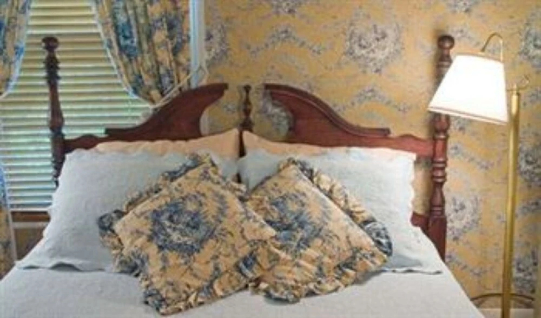 The Red Hook Country Inn