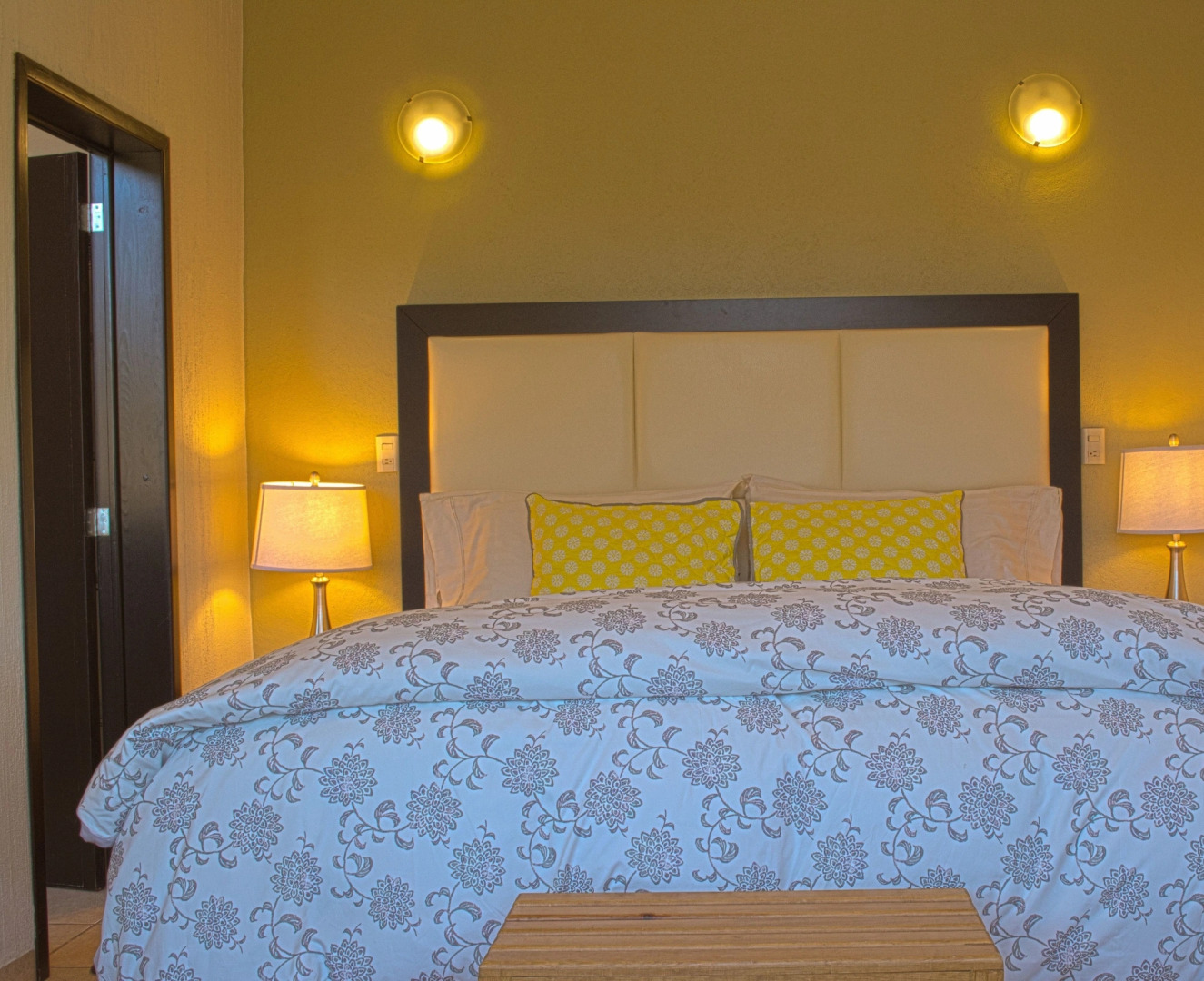 Casa Corazón de Plata Suites