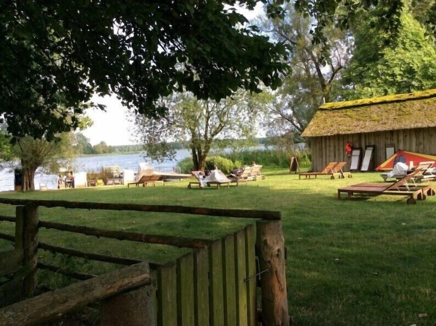Seehotel am Neuklostersee