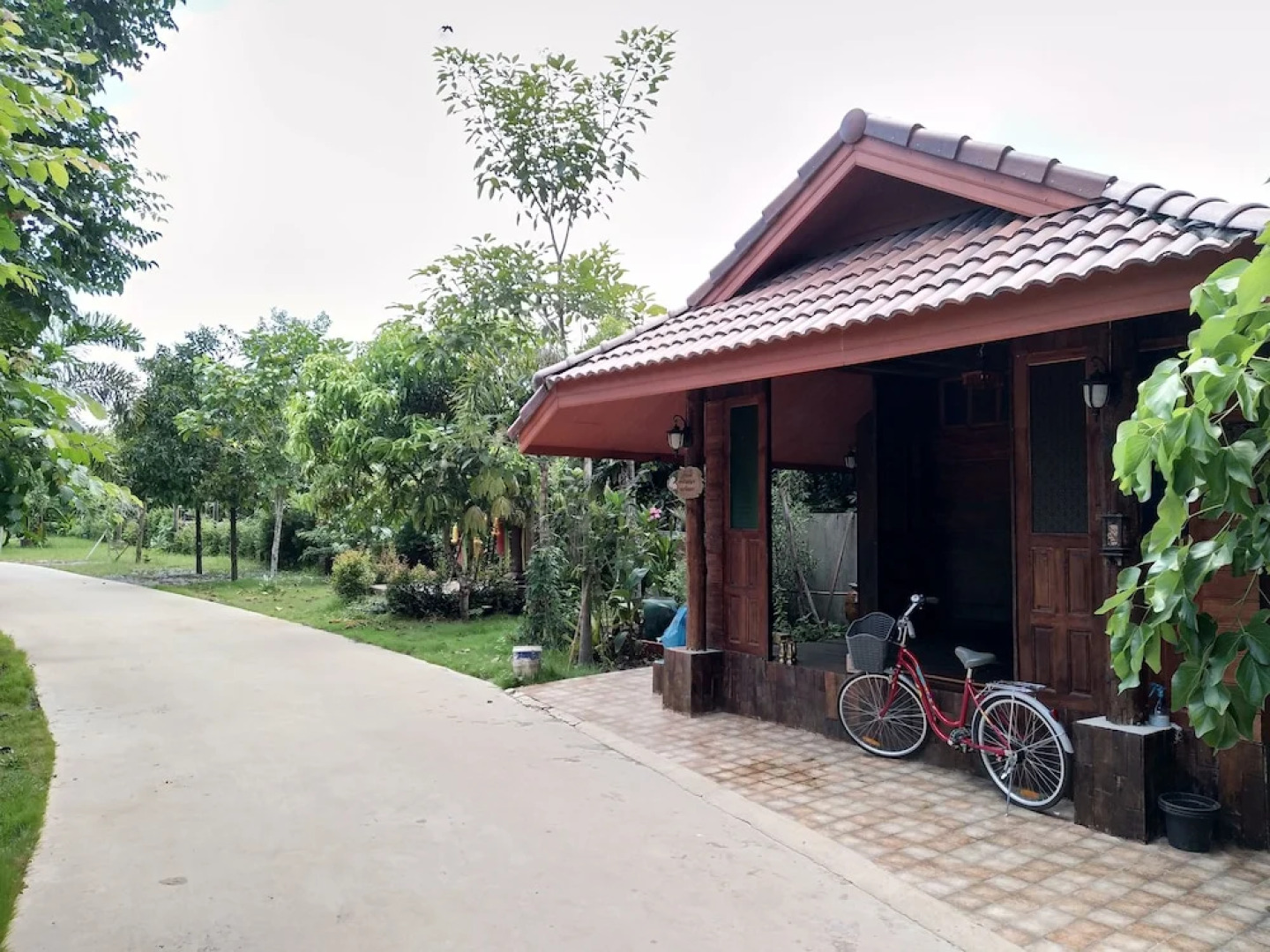 Ruean Ploysrirung Boutique Resort