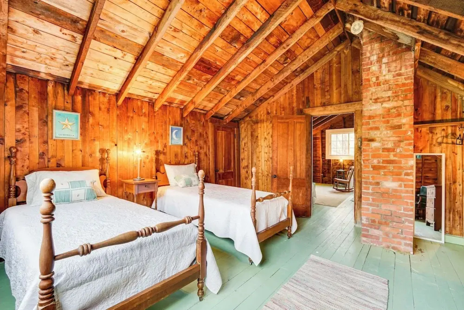 Rustic Marlboro Cottage: 4 Mi to Lake Raponda!