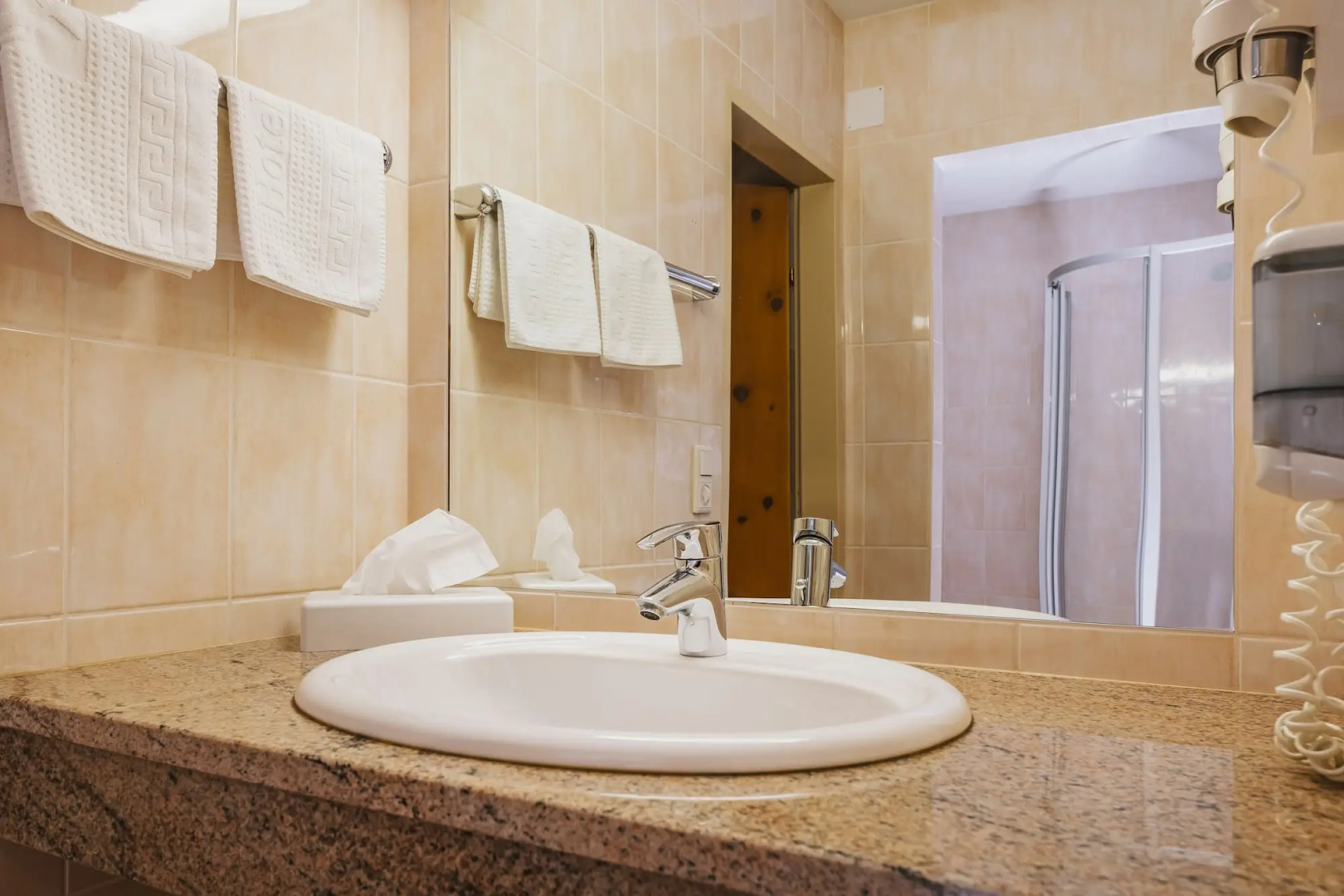 carpe solem KAPOOM - Pop Up Hotel till 2026