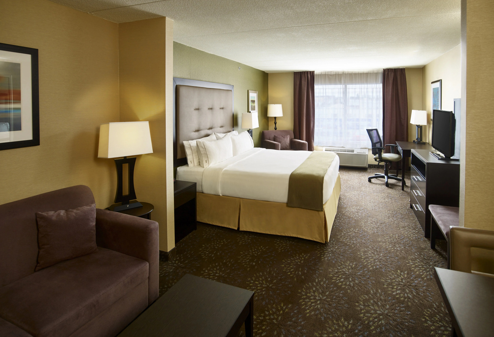 Holiday Inn Express & Suites Timmins by IHG