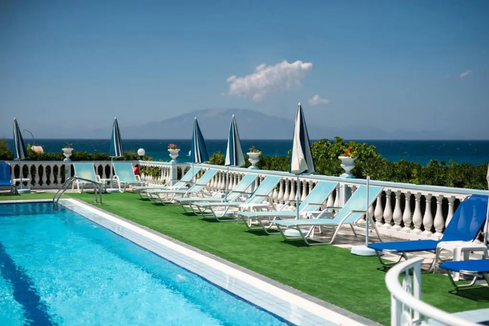 Achillion Apartments & Studios