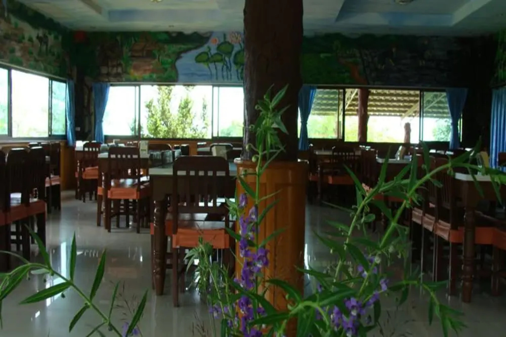 Golden Cliff Beach Resort