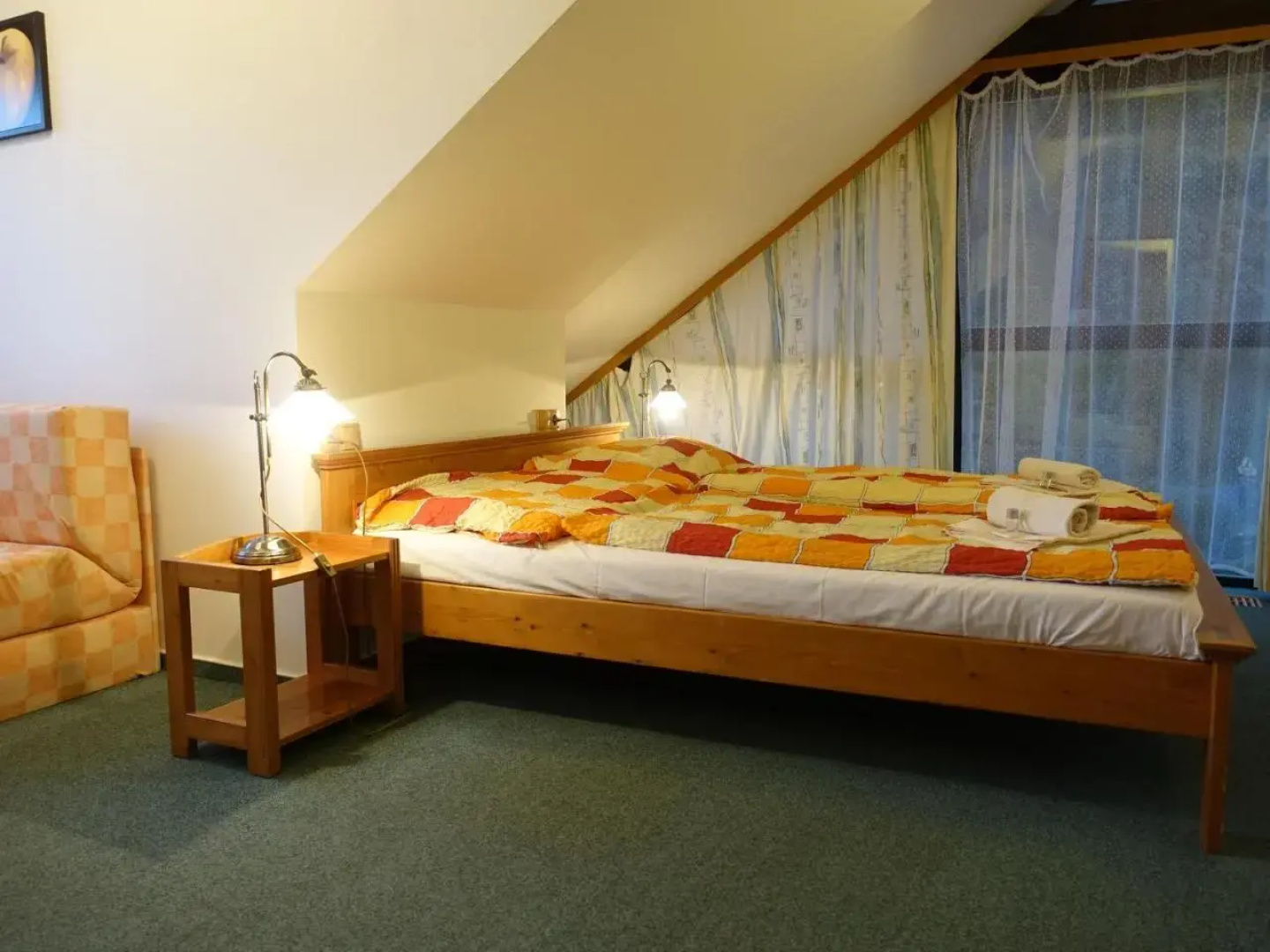 Welcoming Holiday Home With Private Garden, Heating, Parking