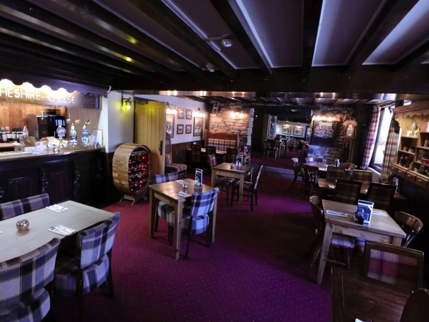 Ye Olde Cheshire Cheese Inn