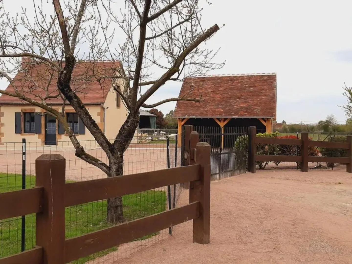 Gîte Isle-et-Bardais, 3 pièces, 6 personnes - FR-1-489-331