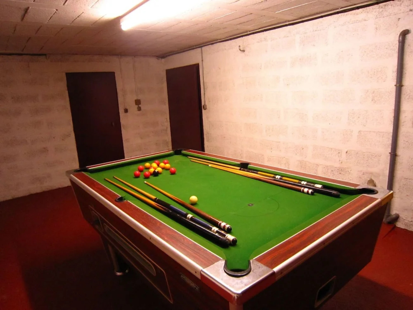 Spacious Holiday Home in Tours-en-Vimeu with Garden