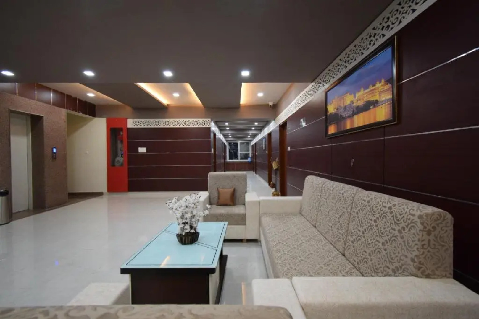 The Sky Imperial  Hotel Gopal Darshan