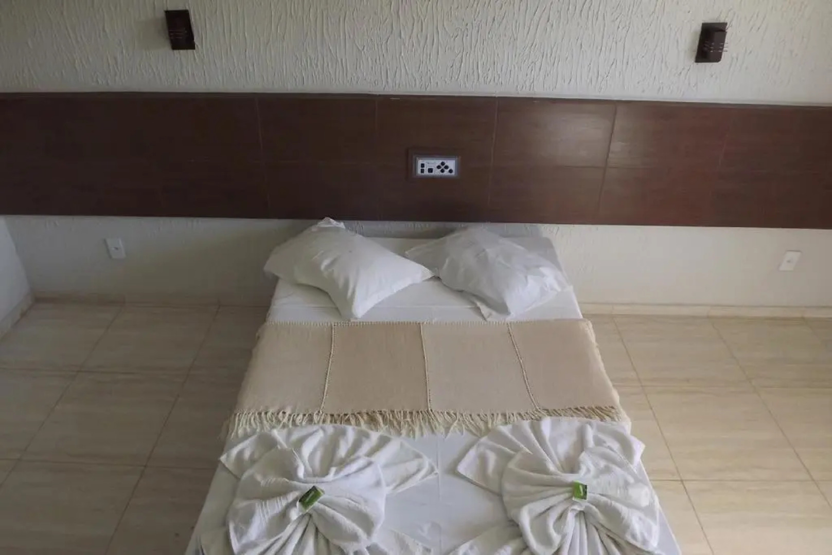 Hotel Amendoeiras Praia