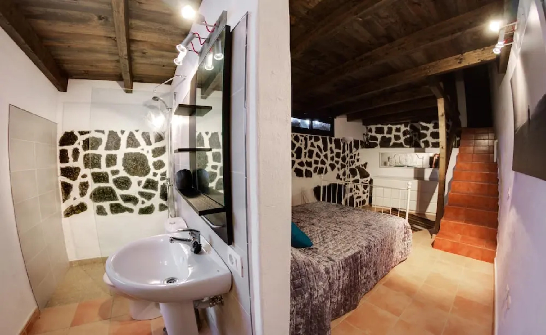 House With 3 Bedrooms in Tinajo, With Wonderful Mountain View, Private