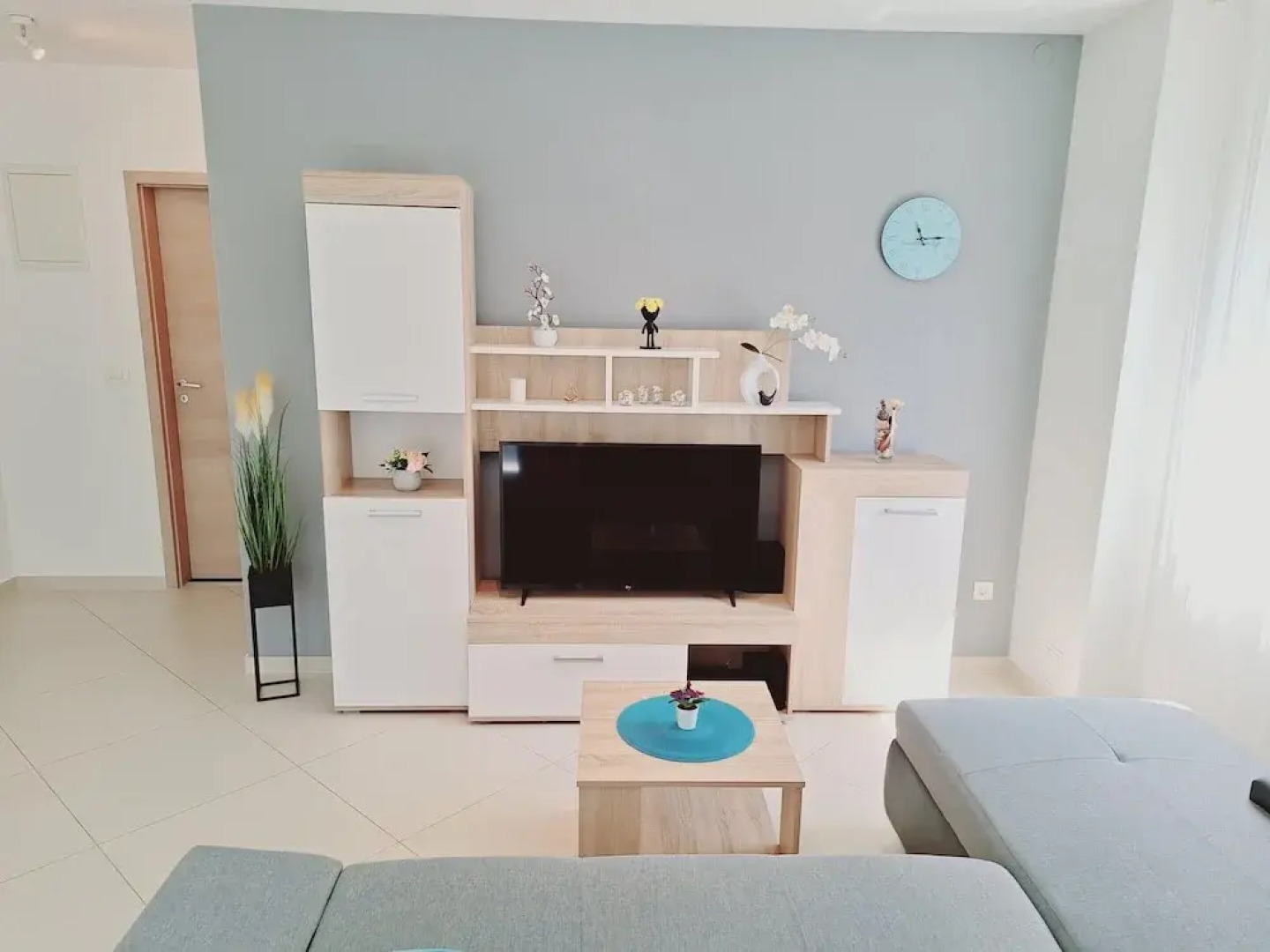 Modern Apartment in Kastel Stafilic With Fenced Garden