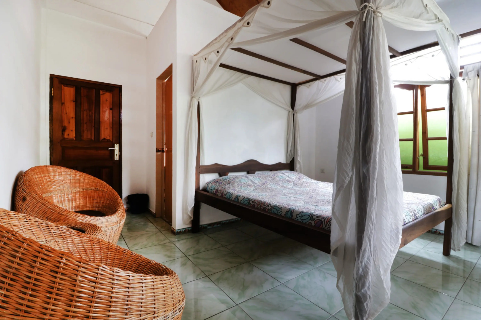 Bagus Bay Guest House