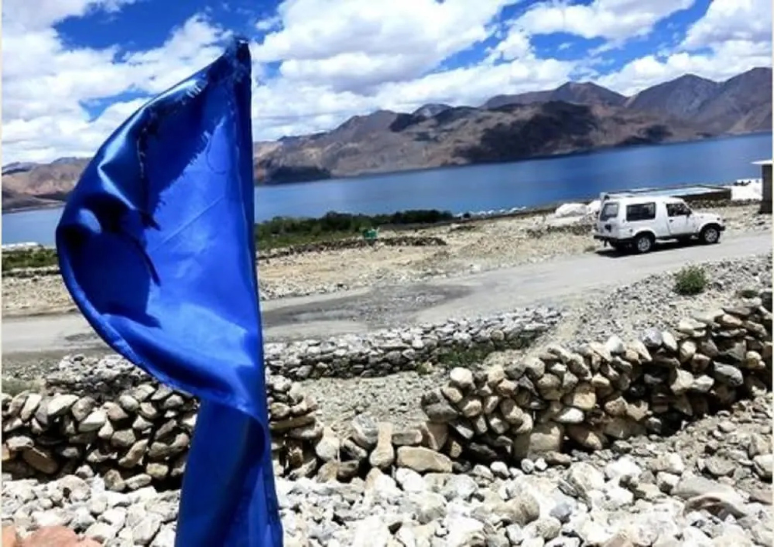Camp Blue Waters - Pangong