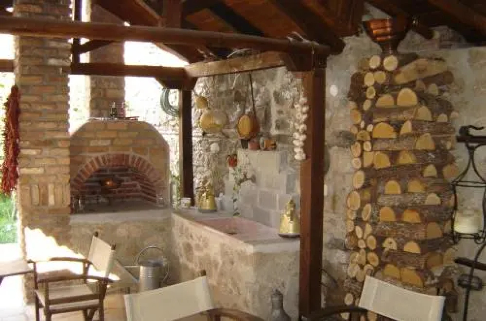 Hagiati Traditional Hotel