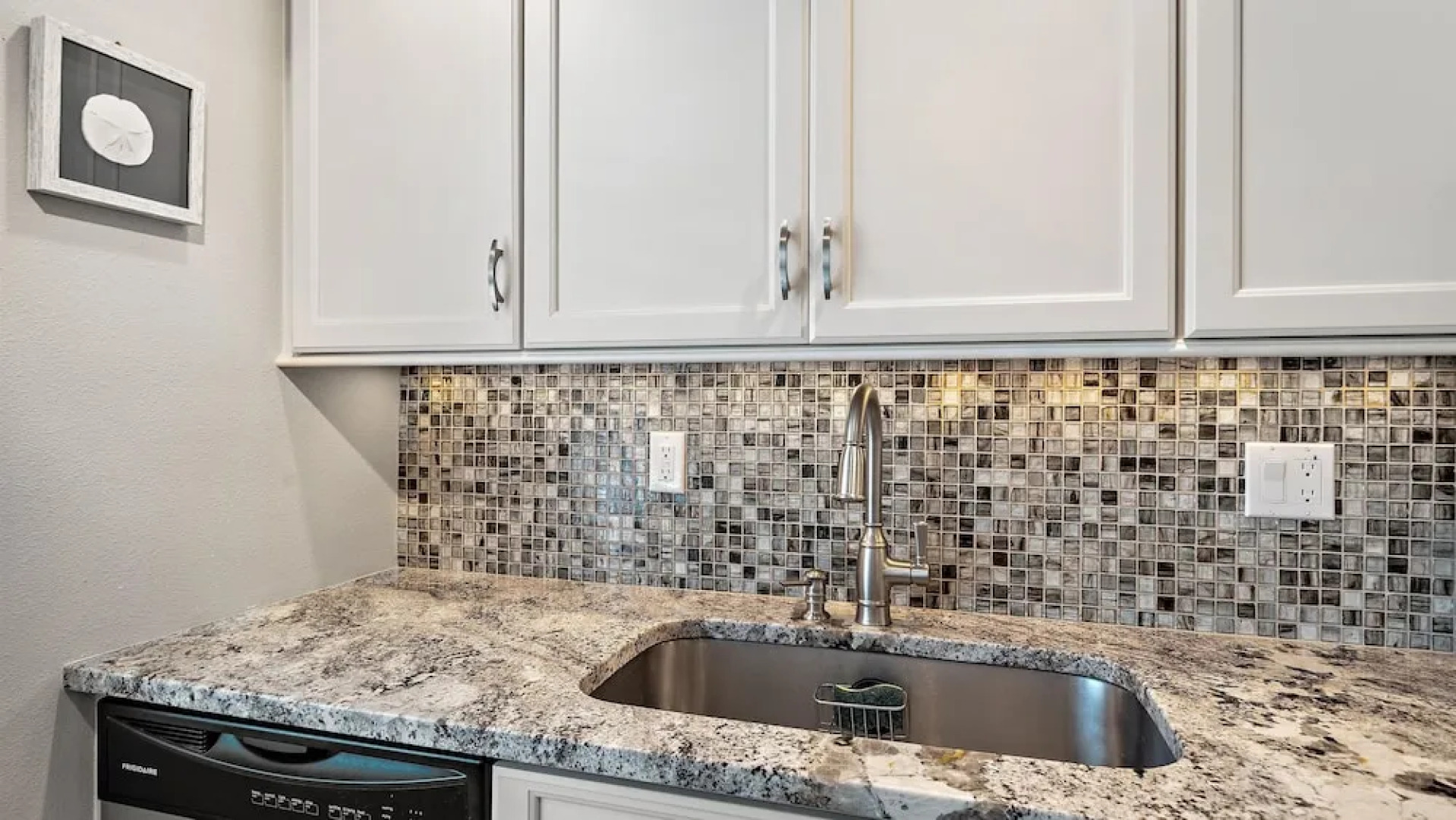 Sunset Sanctuary 2 Bedroom Condo by RedAwning