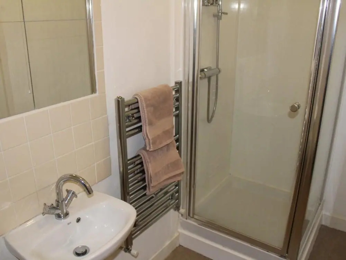 The Avenue Restaurant with Rooms at the Victoria I