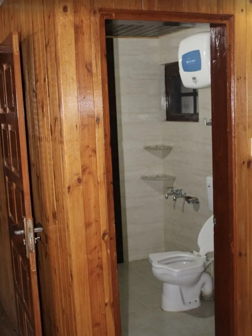 AJ Himalayan Homestay