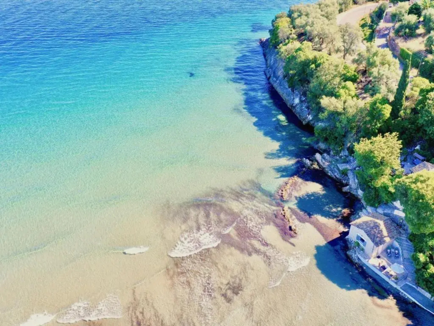 Apraos Beachfront Studio