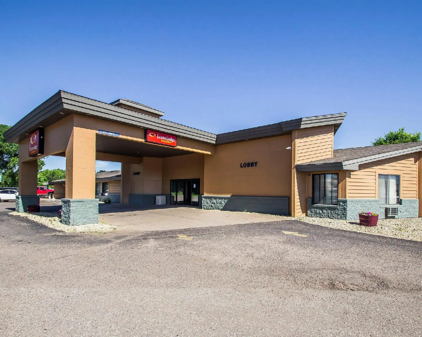 Econo Lodge Inn & Suites Menomonie