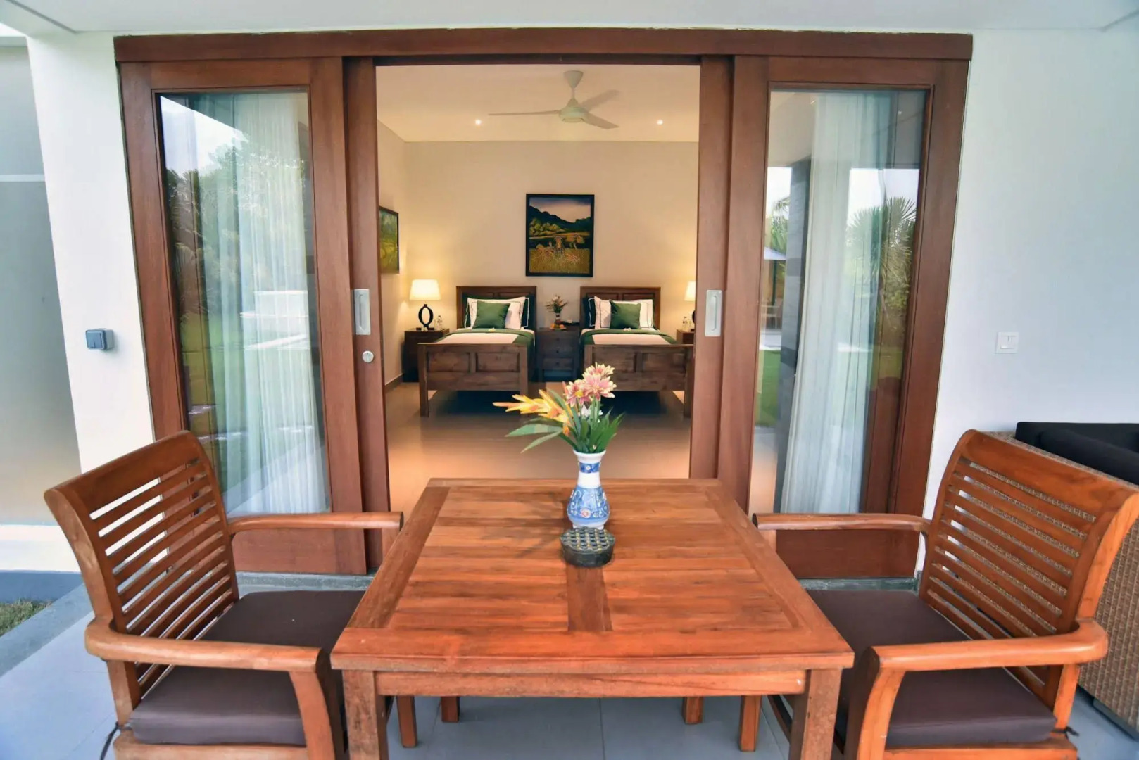 Villa Yenian by Villa Finder