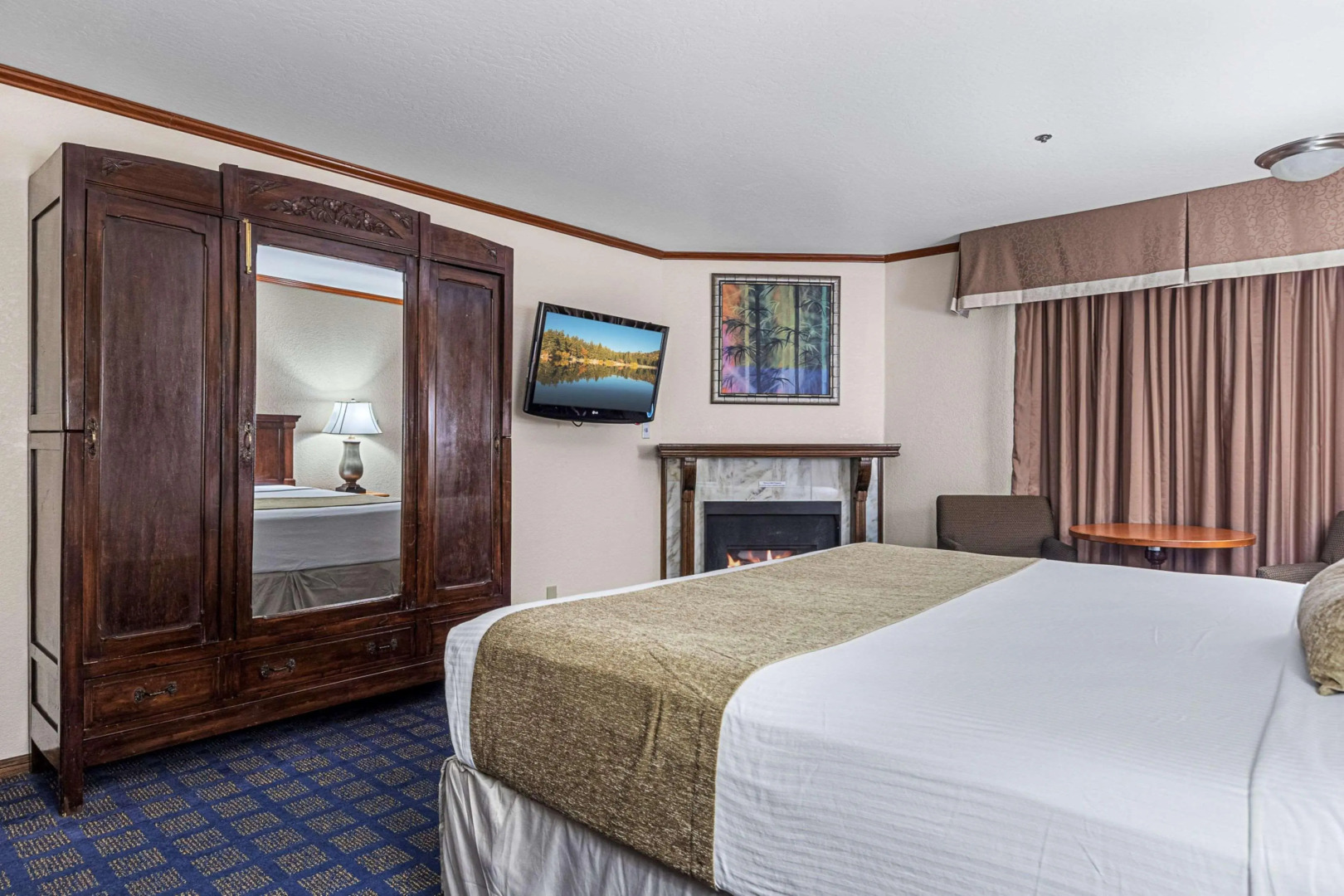 Chateau Big Bear Boutique Hotel, BW Signature Collection