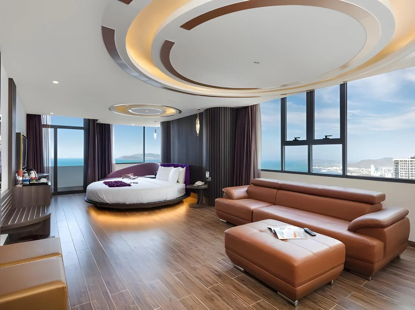 V Hotel Nha Trang