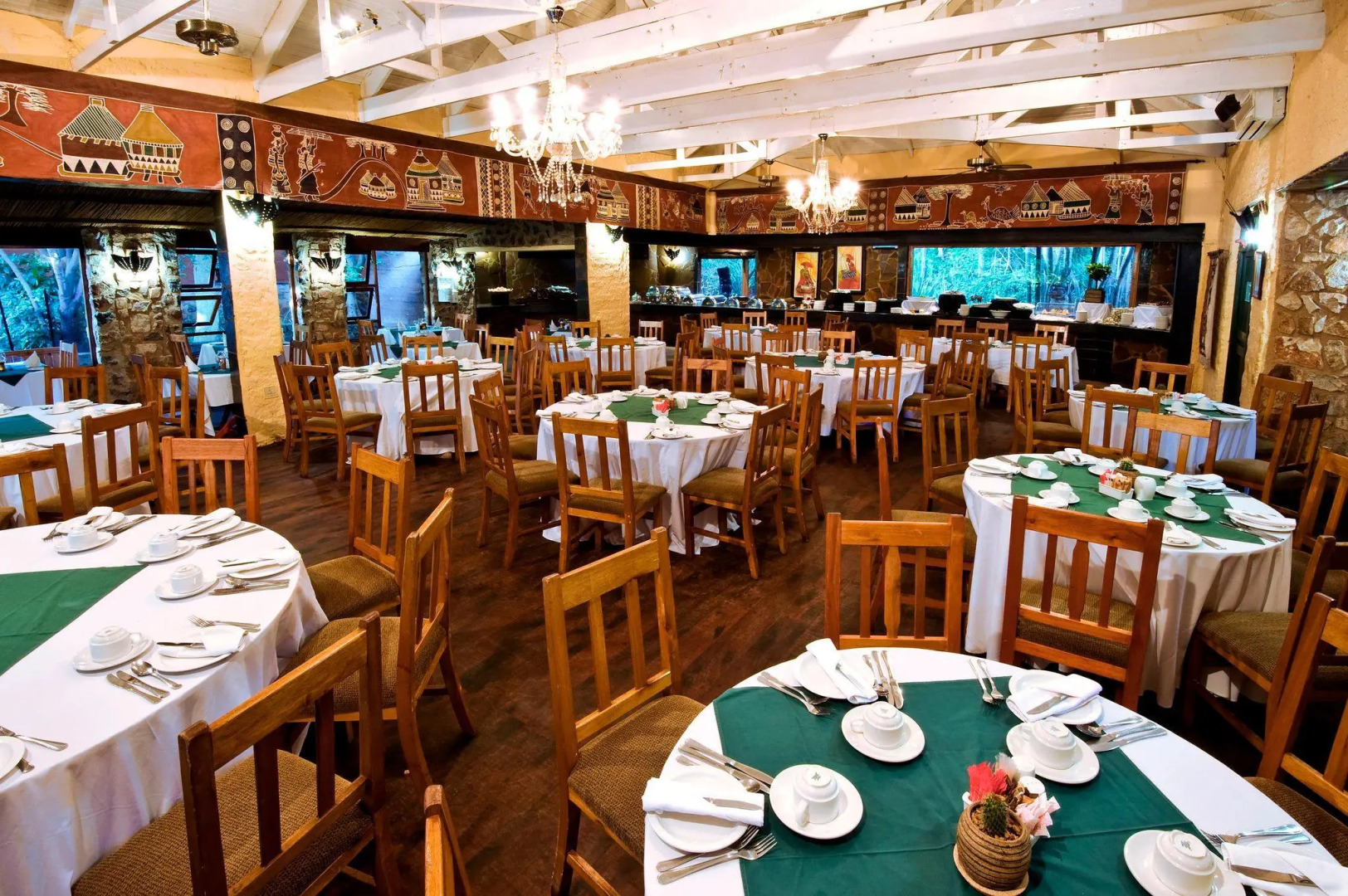 Misty Hills Country Hotel